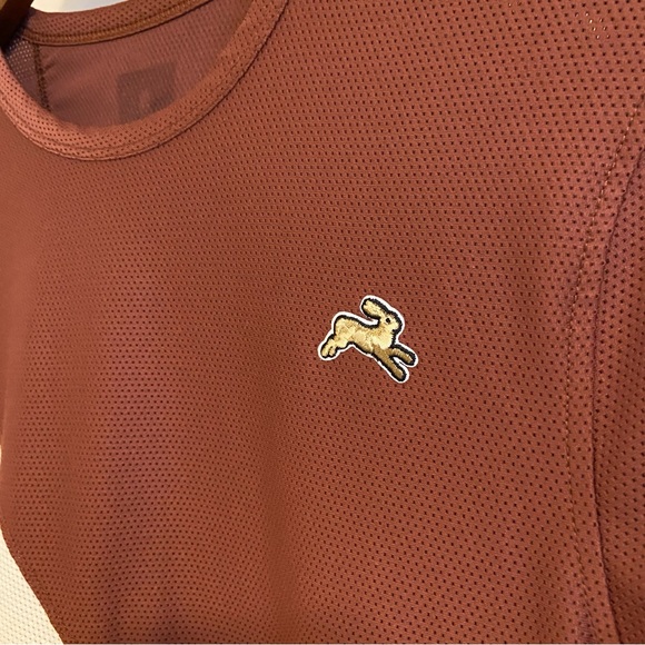 Tracksmith Mens Van Cortlandt Long Sleeve Running Shirt Rust Red - Small - Picture 3 of 10